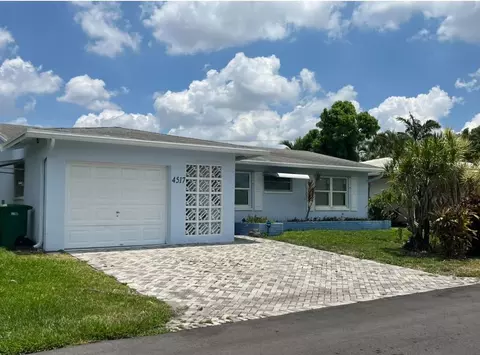 4517 NW 45th, Tamarac, FL 33319