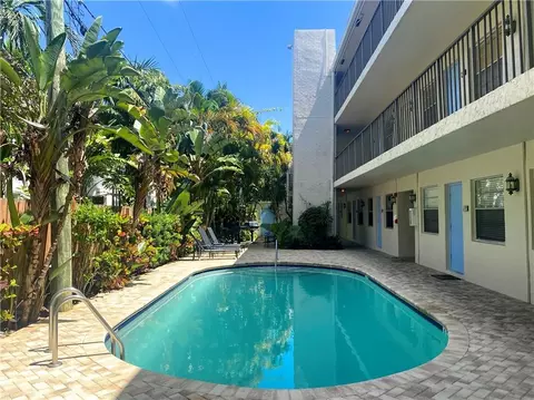 215 NE 16 Ave #202, Fort Lauderdale, FL 33301