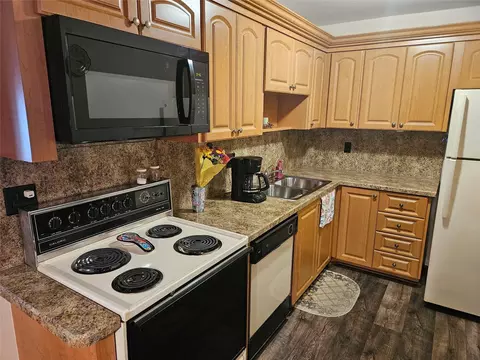 959 SE 2nd Ave #124, Deerfield Beach, FL 33441