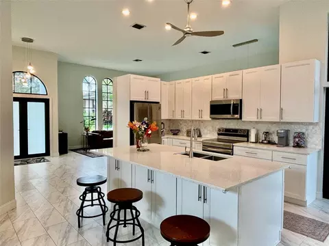 5656 NW 64th Ln, Coral Springs, FL 33067