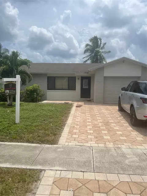 372 NW 19th Ct, Pompano Beach, FL 33060