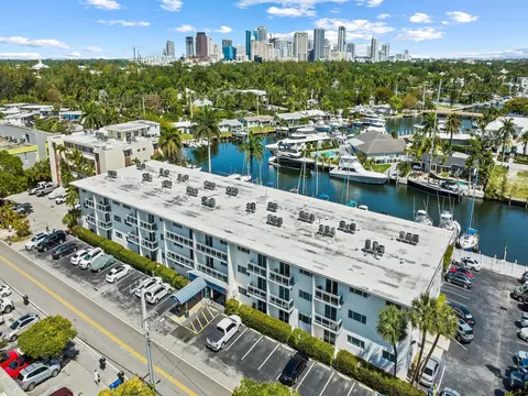 1475 SE 15th St #305, Fort Lauderdale, FL 33316
