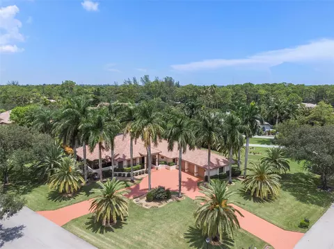 7577 NW 50th Ct, Coral Springs, FL 33067