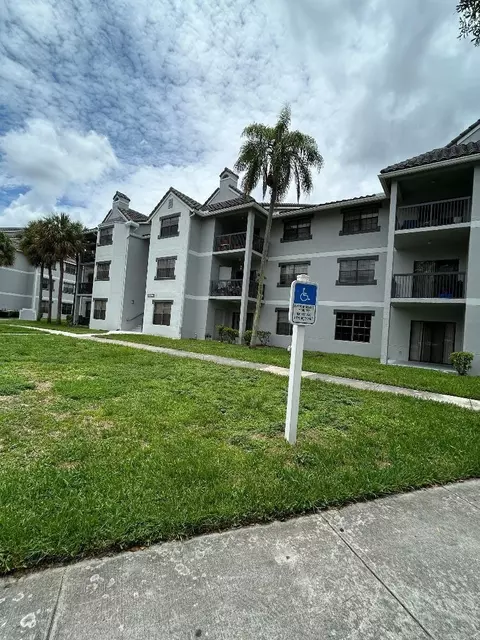 11225 W Atlantic #102, Coral Springs, FL 33071