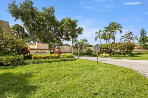 6585 Somerset Dr #203, Boca Raton, FL 33433