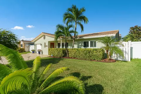 810 Argonaut Isle, Dania Beach, FL 33004