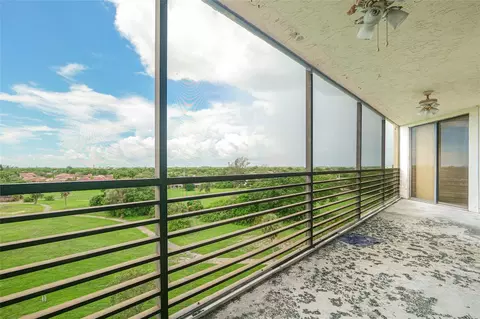 7100 Radice Ct #702, Lauderhill, FL 33319