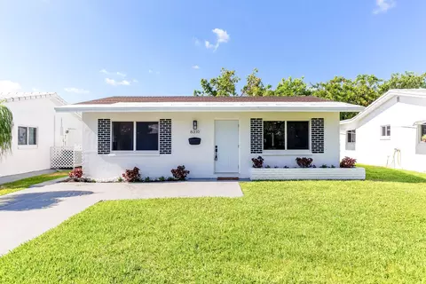 8310 NW 59th Pl, Tamarac, FL 33321
