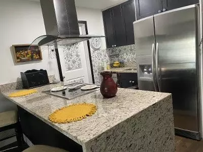 211 NW 25th Ct, Pompano Beach, FL 33064