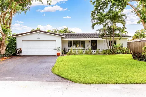 5766 NE 17th Ave, Fort Lauderdale, FL 33334