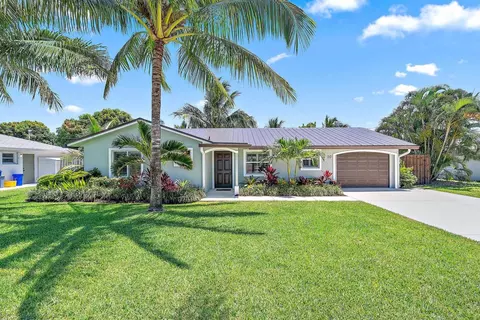 10 Pineview Rd, Jupiter, FL 33469