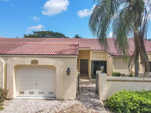 2675 Deer Creek Emerald Way, Deerfield Beach, FL 33442