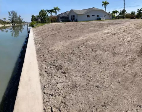 211 SE 17th Street Cape Coral, Other City - In The State Of Florida, FL 33990