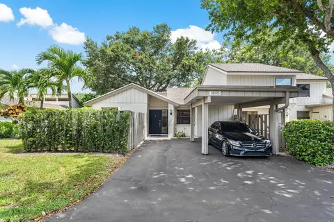 1895 Deer Creek Wildwood Ln N #1895, Deerfield Beach, FL 33442