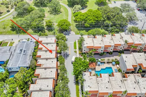 1404 NE 9th St #*, Fort Lauderdale, FL 33304