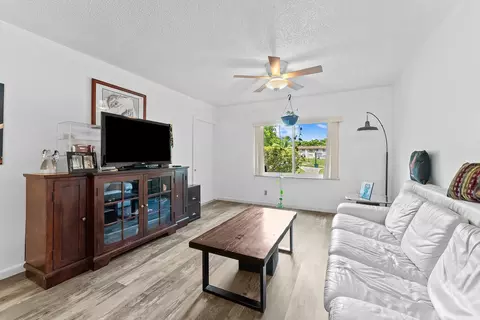 5130 SW 40th Ave #4B, Fort Lauderdale, FL 33314