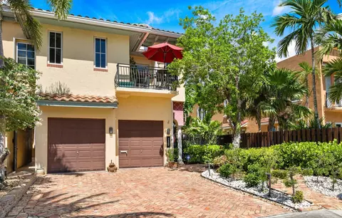 1423 Bayview Dr #1423, Fort Lauderdale, FL 33304