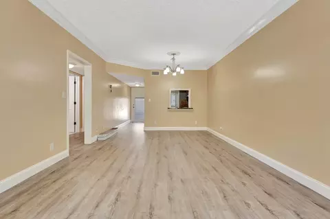 5800 Margate Blvd #414, Margate, FL 33063