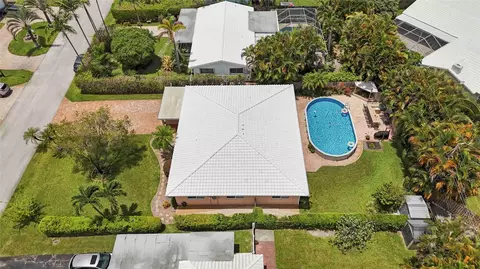 1765 NE 46th St, Oakland Park, FL 33334