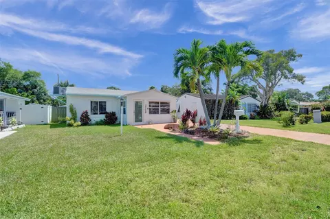 2526 Liberty St, Hollywood, FL 33020