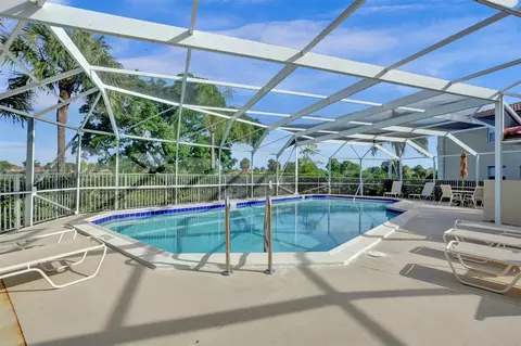 3031 Holiday Springs Blvd #202-7, Margate, FL 33063