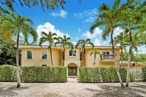 3185 Washington St, Coconut Grove, FL 33133