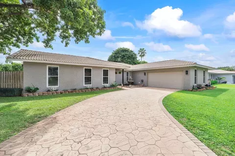 1285 NW 85th Ter, Coral Springs, FL 33071