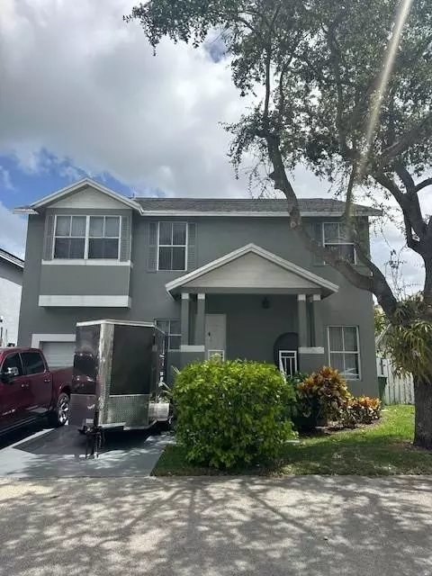 340 NW 102nd, Pembroke Pines, FL 33026