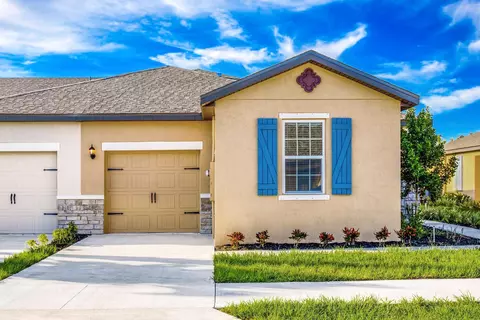 5207 Jovial Ct, Fort Pierce, FL 34947