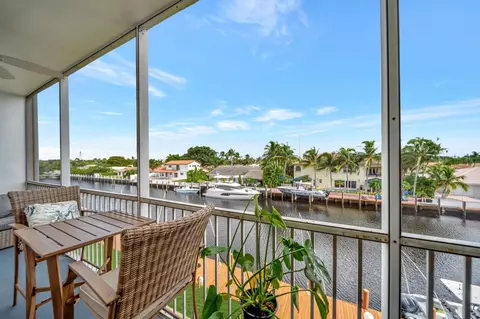 2841 NE 33rd #305, Fort Lauderdale, FL 33306