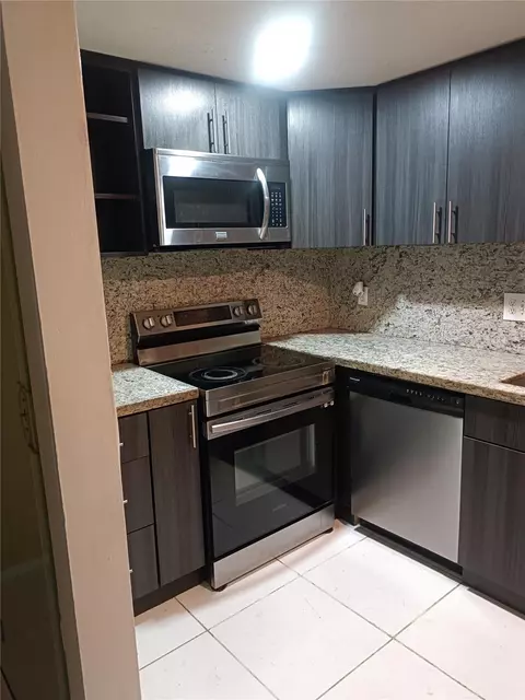 Undisclosed, Lauderhill, FL 33319