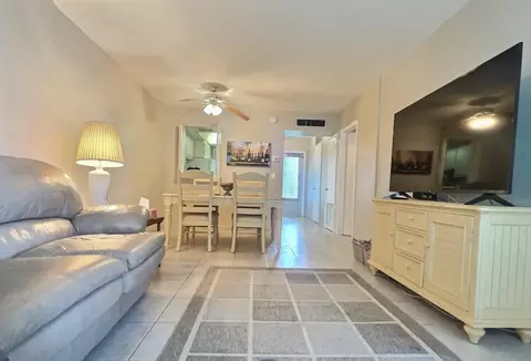 1333 E Hallandale Beach Blvd #313, Hallandale Beach, FL 33009