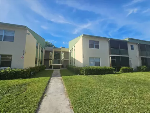 4279 NW 89th Ave #205, Coral Springs, FL 33065