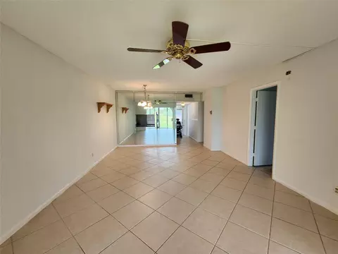 7817 Golf Circle Dr #102, Margate, FL 33063