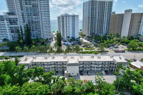 4143 N Ocean Blvd #101, Fort Lauderdale, FL 33308