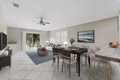 2325 Roosevelt St, Hollywood, FL 33020
