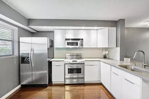 7675 NW 79th Ave #114, Tamarac, FL 33321