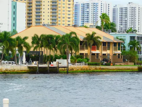 797 S Riverside Dr #797, Pompano Beach, FL 33062