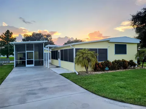 1056 Blue Heron Ln, Moore Haven, FL 33471