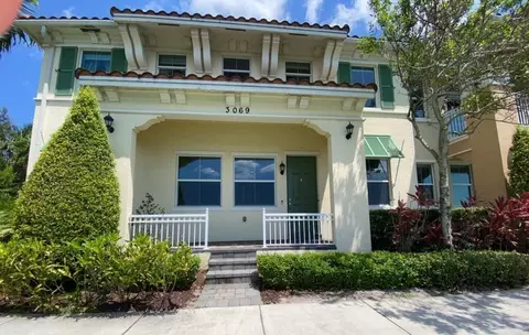 Undisclosed, Hollywood, FL 33024