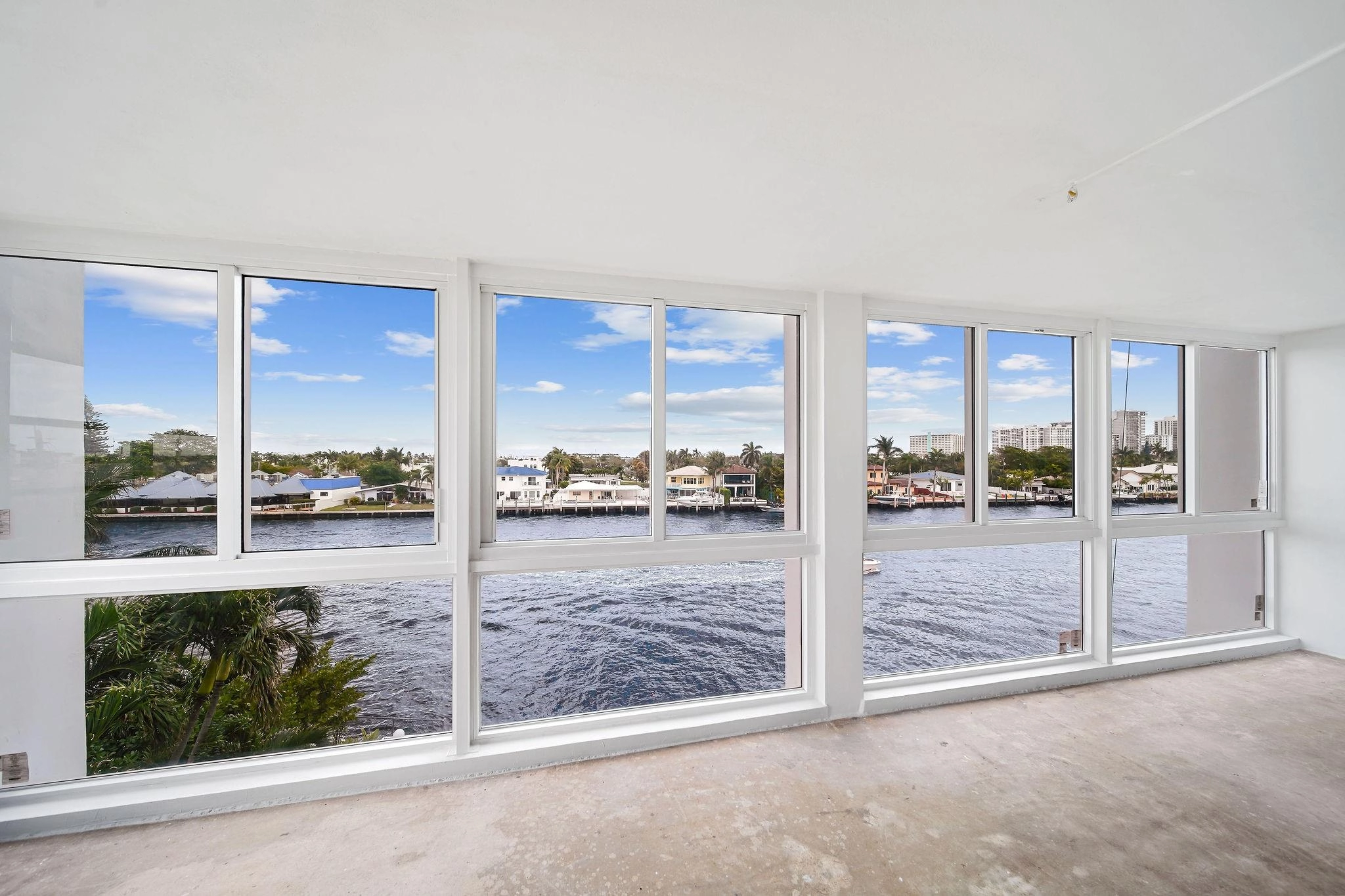 3100 NE 49th St Unit 401  