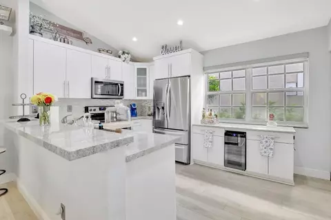 11968 NW 12th, Pembroke Pines, FL 33026