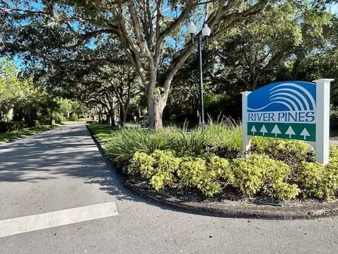 5846 SE Riverboat #319, Stuart, FL 34997