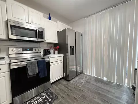 1127 Sussex, North Lauderdale, FL 33068