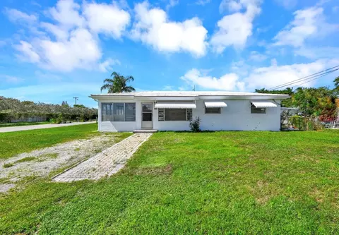 2421 SW 49, Fort Lauderdale, FL 33312