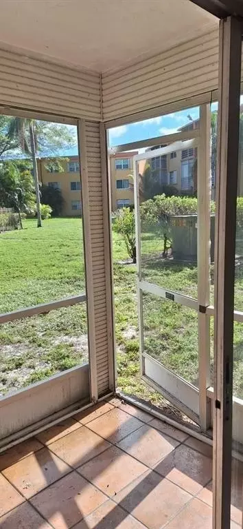 4374 NW 9th #18-1C, Pompano Beach, FL 33064