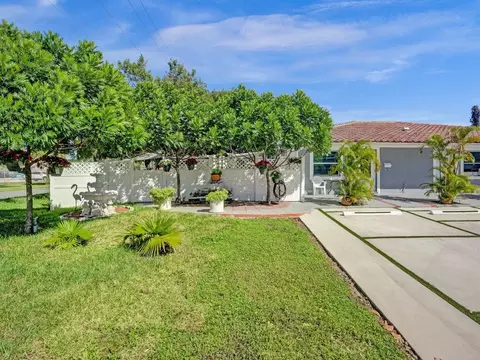 1500 NE 4th, Pompano Beach, FL 33060