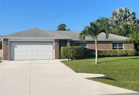 1072 SW Dalton Ave, Port Saint Lucie, FL 34953