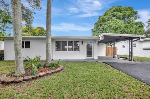 5051 SW 94th Way, Cooper City, FL 33328
