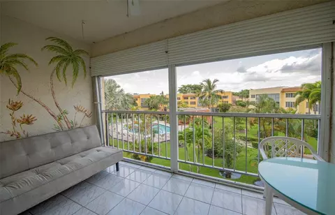 6700 Royal Palm #304D, Margate, FL 33063